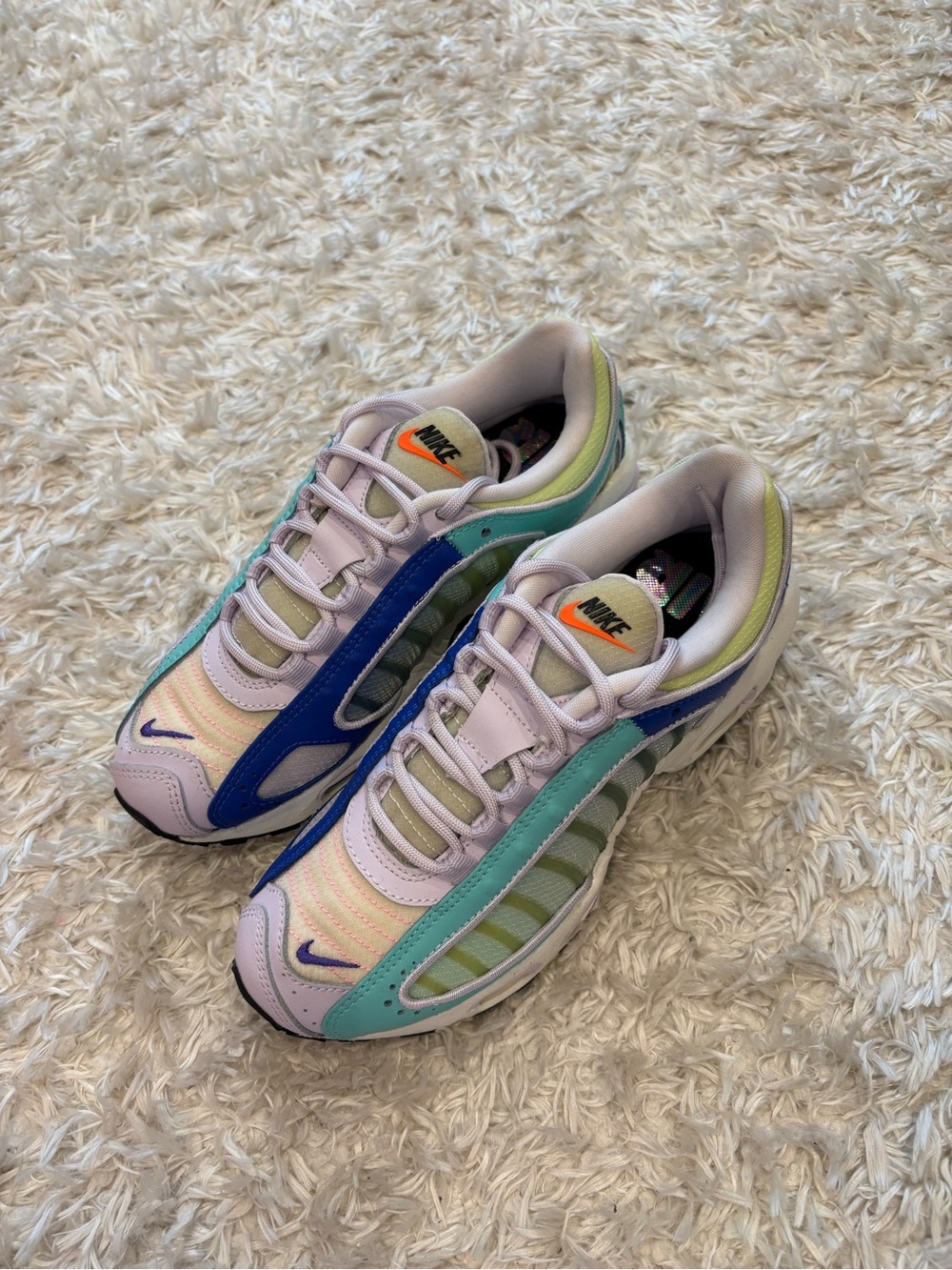 NEW Nike Air Max Tailwind IV Pastel Ombre Multicolor Sneakers Mint Lavender Blu - Picture 2 of 9